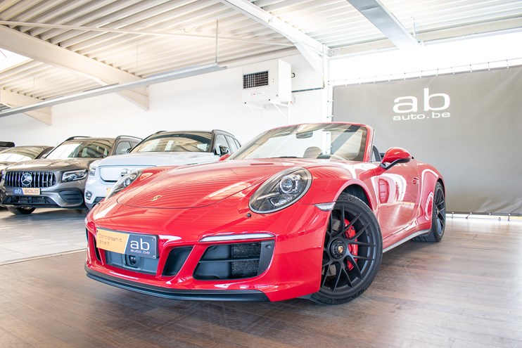 Porsche 911